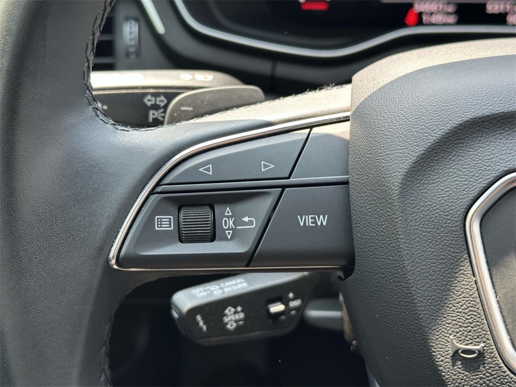 Vehicle image 24 of 34
