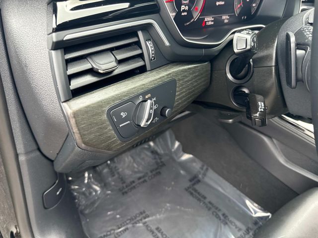 Vehicle image 13 of 35