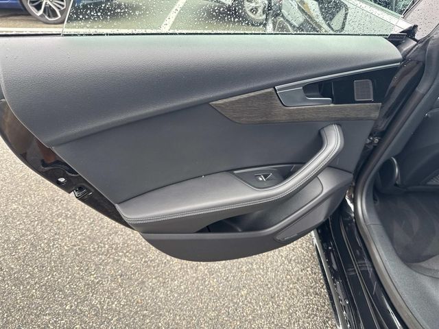 Vehicle image 24 of 35