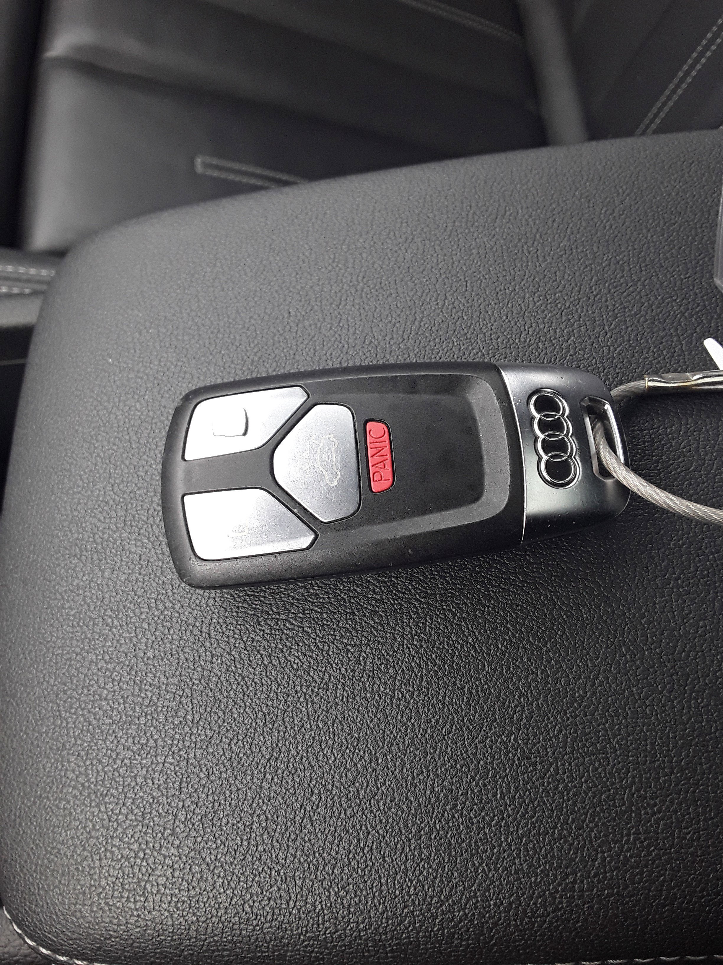 Vehicle image 14 of 22