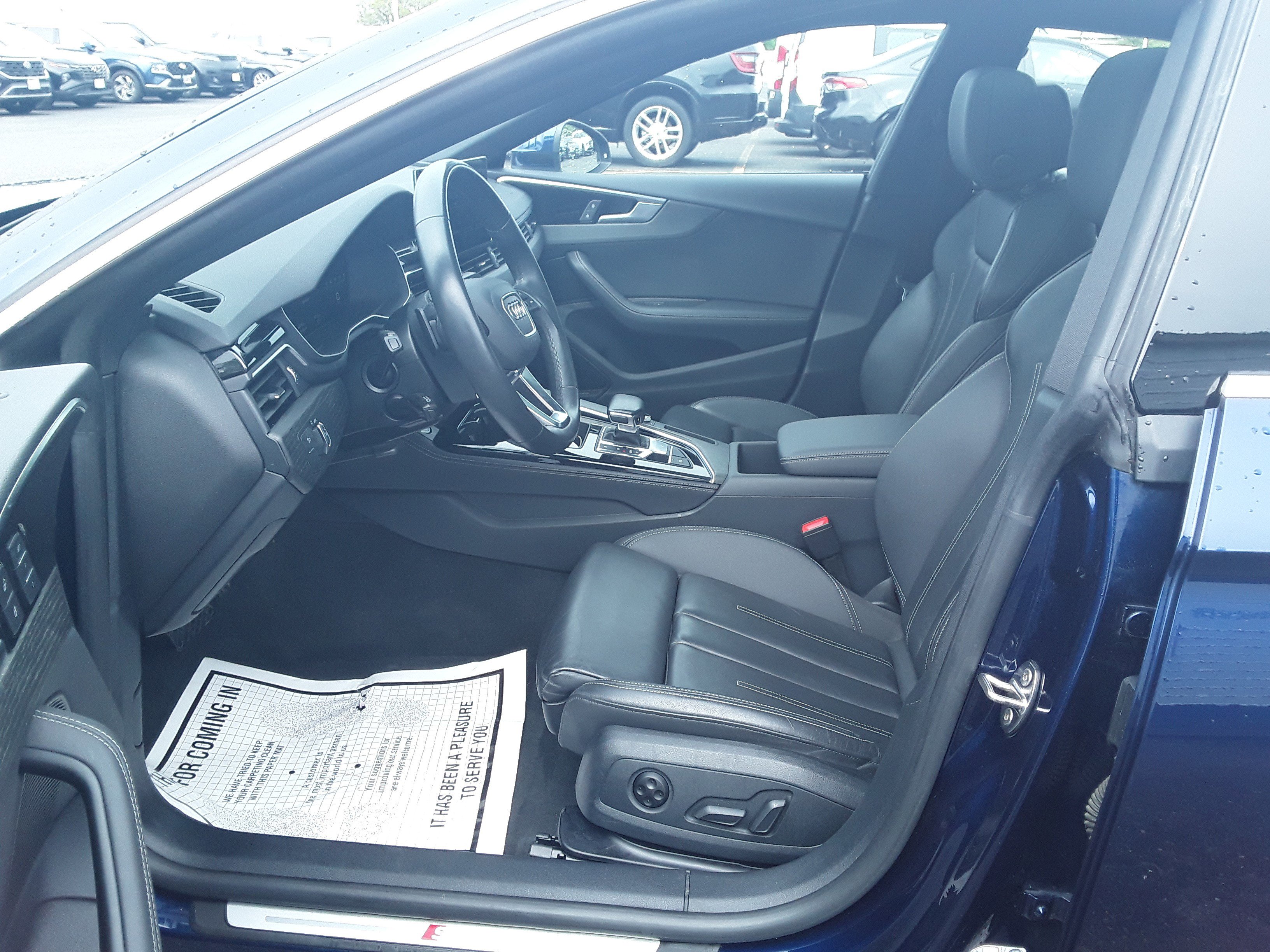 Vehicle image 9 of 22