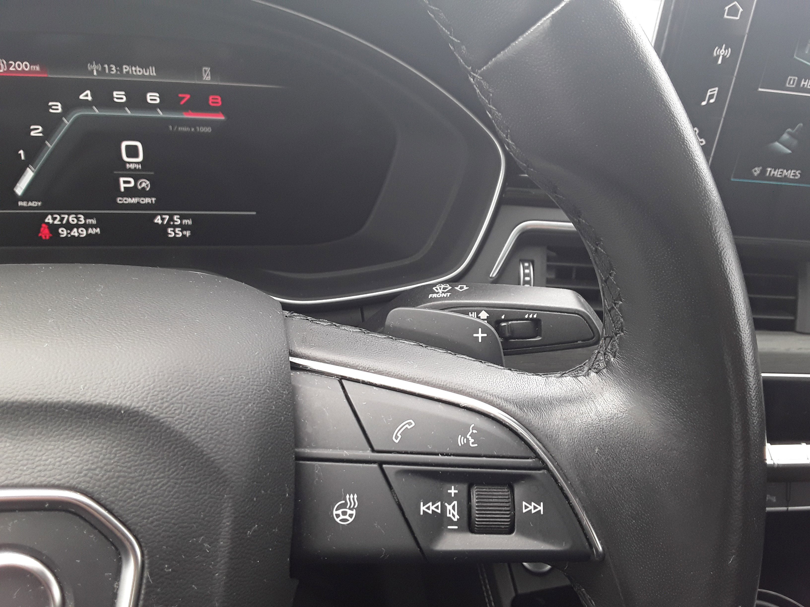 Vehicle image 19 of 22