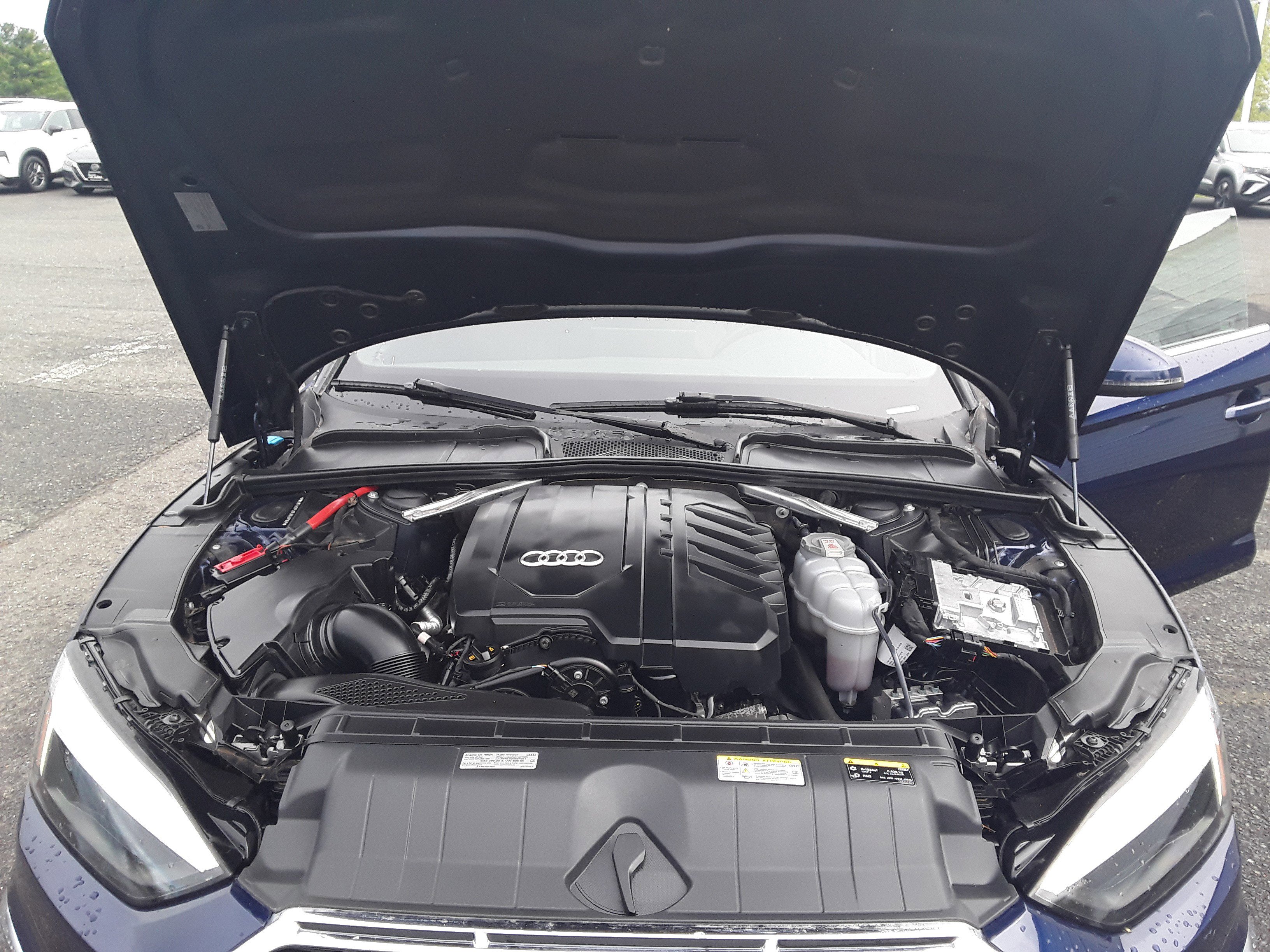Vehicle image 8 of 22