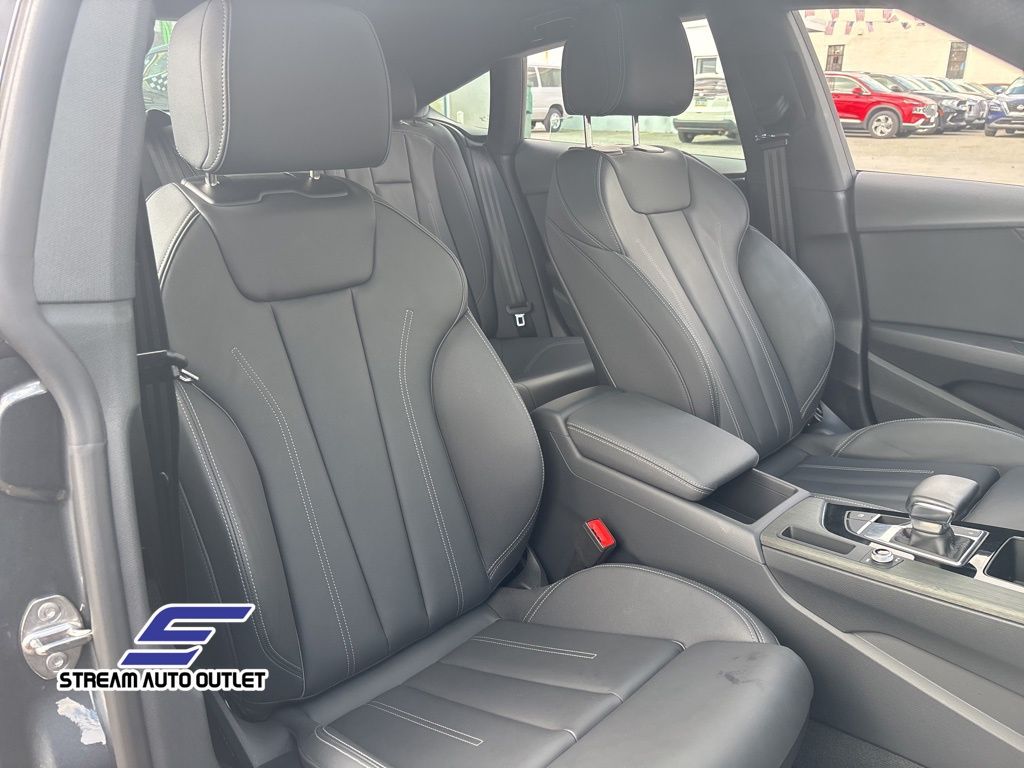 Vehicle image 12 of 37