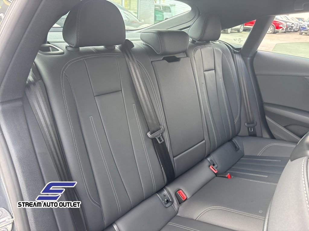 Vehicle image 14 of 37