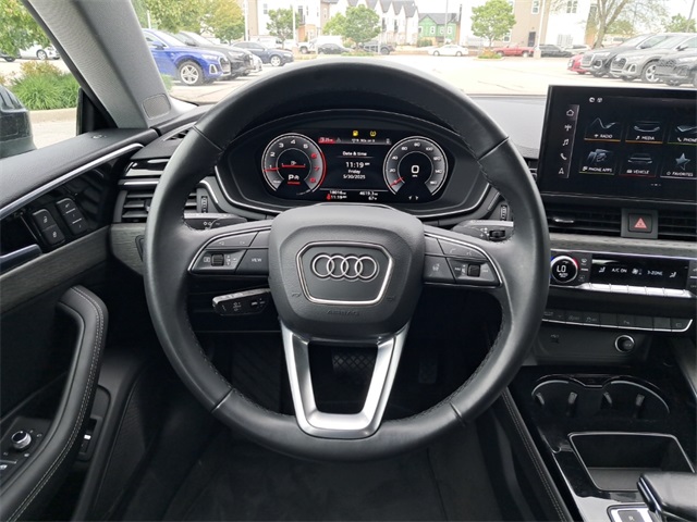 Vehicle image 17 of 27