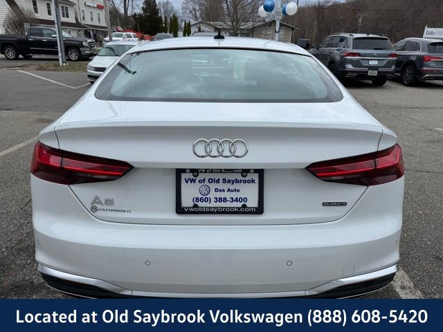 Vehicle image 7 of 39