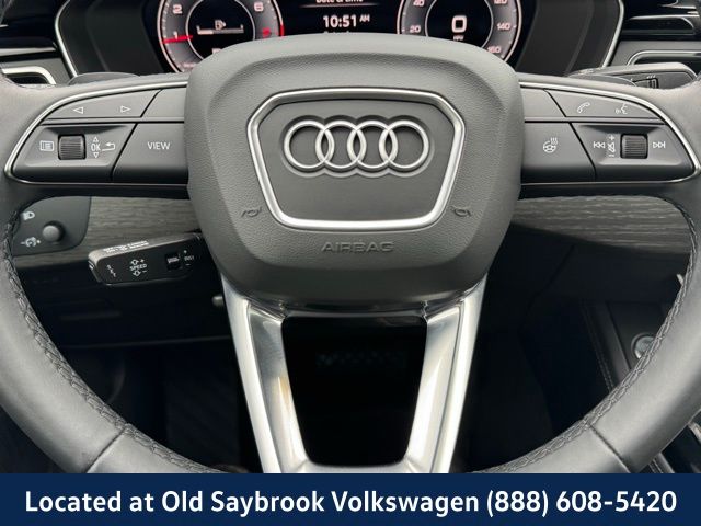 Vehicle image 18 of 39