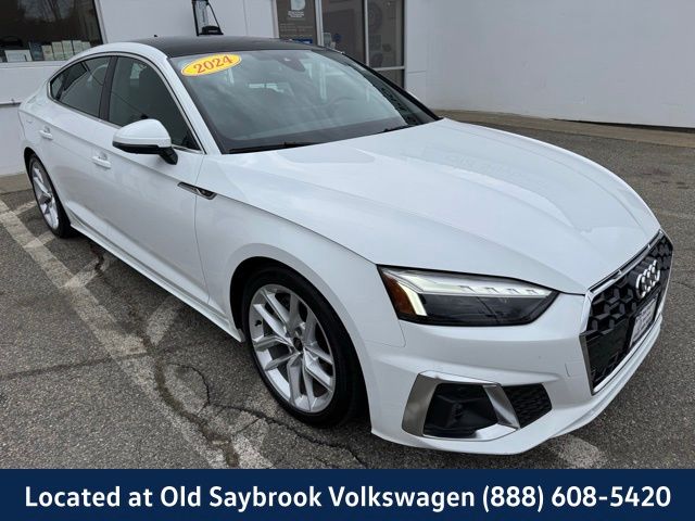 Vehicle image 4 of 39