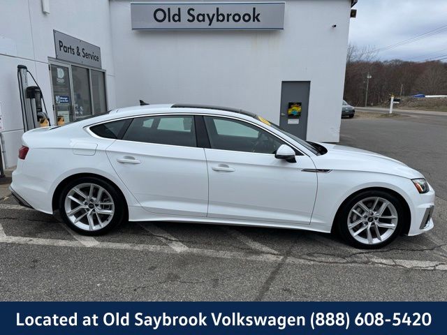 Vehicle image 5 of 39