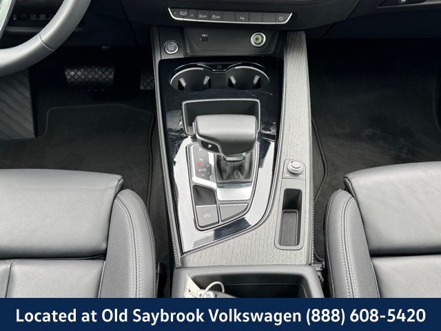 Vehicle image 28 of 39