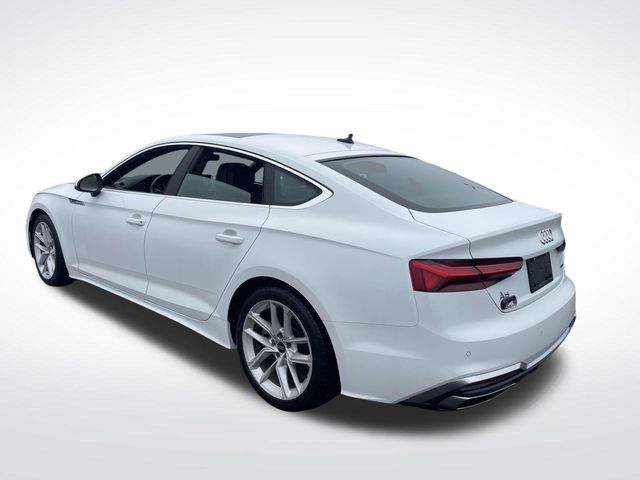 Vehicle image 6 of 32