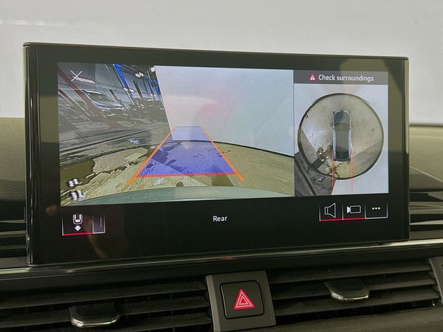Vehicle image 13 of 32