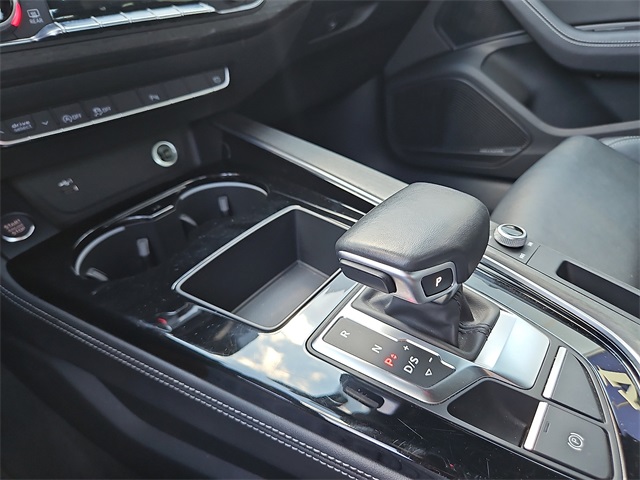 Vehicle image 25 of 25