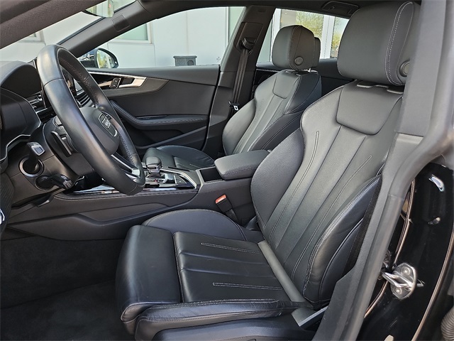 Vehicle image 15 of 25