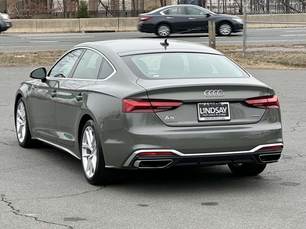 Vehicle image 6 of 26