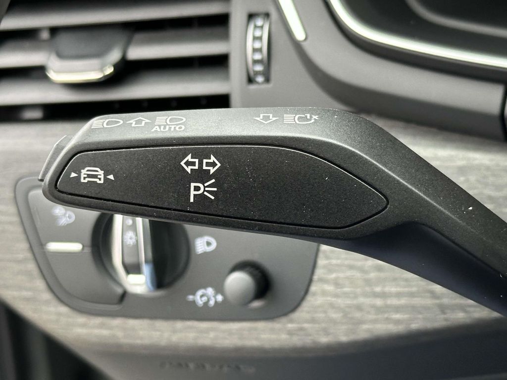 Vehicle image 26 of 26