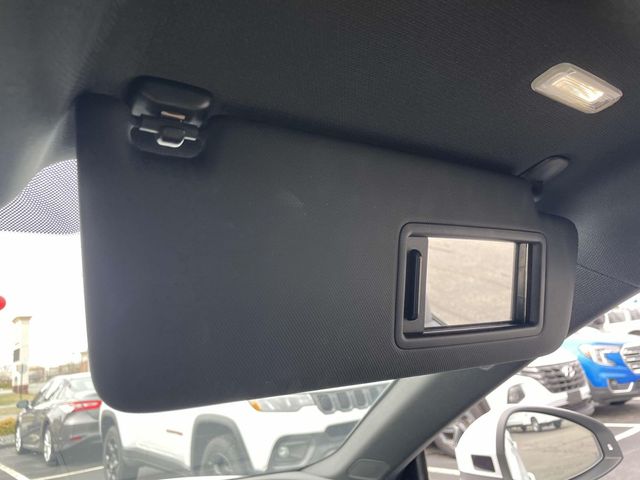 Vehicle image 29 of 35