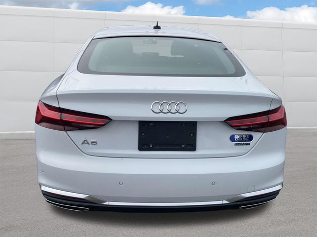 Vehicle image 8 of 35