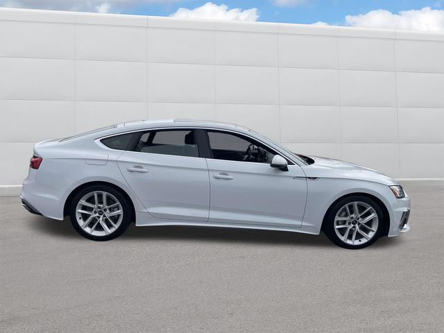 Vehicle image 4 of 35
