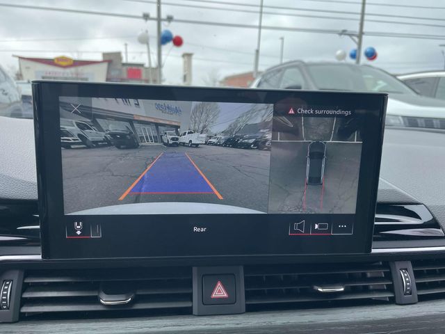 Vehicle image 24 of 35
