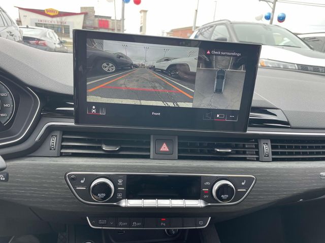 Vehicle image 23 of 35