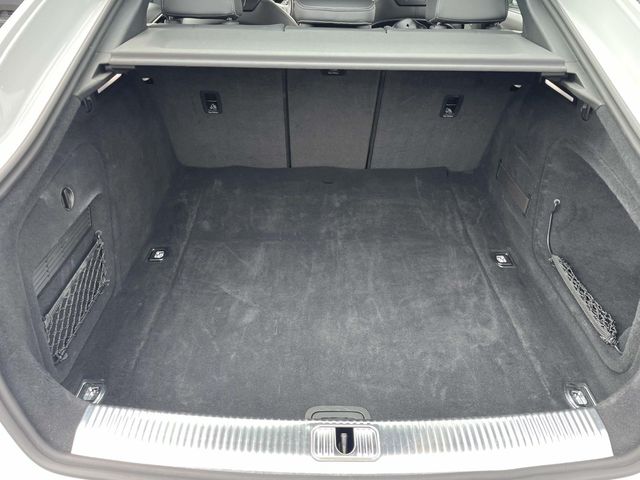 Vehicle image 11 of 35