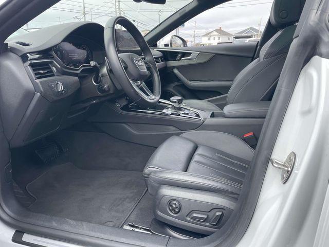 Vehicle image 20 of 35