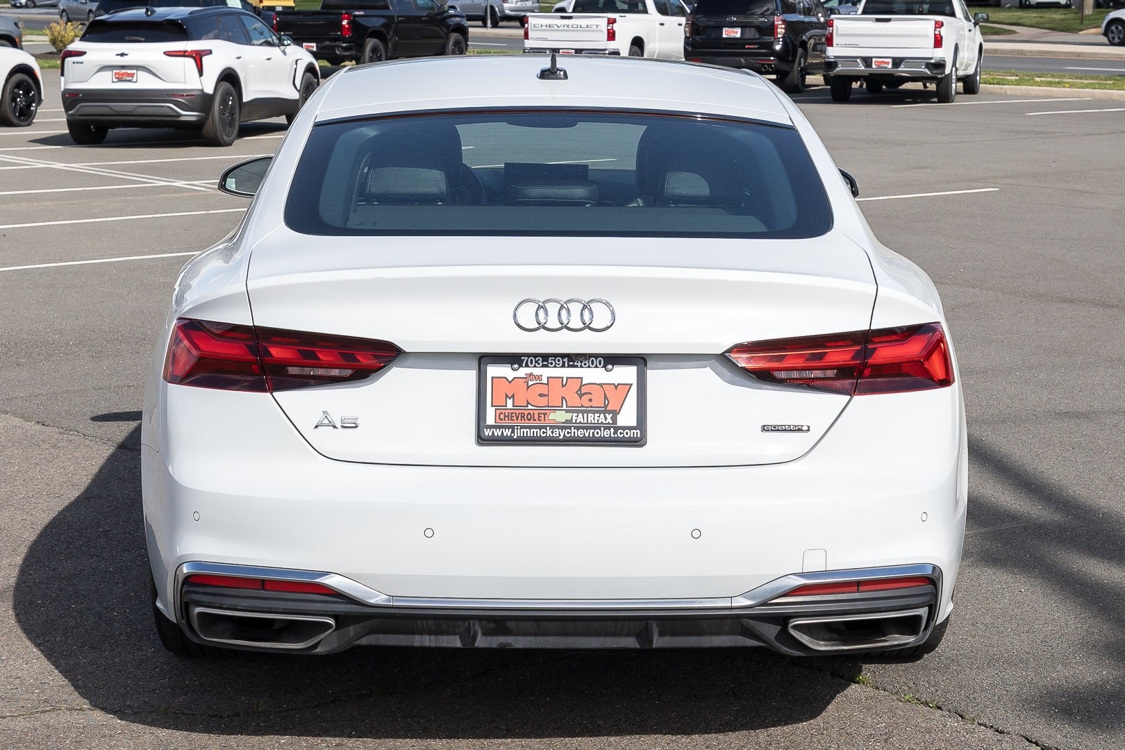 Vehicle image 6 of 28