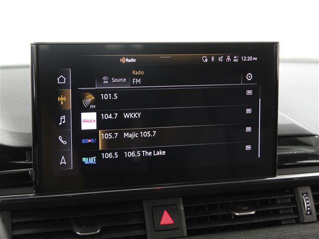 Vehicle image 11 of 22