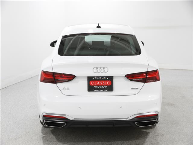Vehicle image 4 of 22