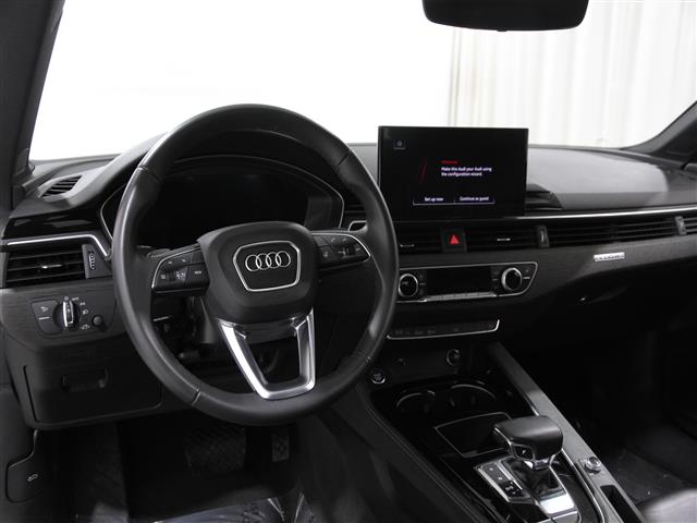 Vehicle image 7 of 22