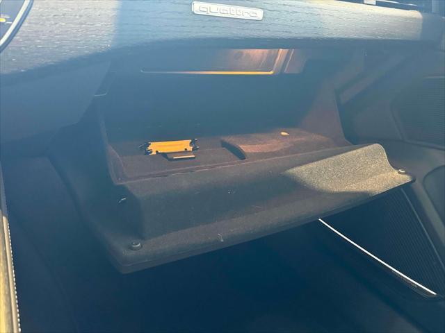 Vehicle image 6 of 24