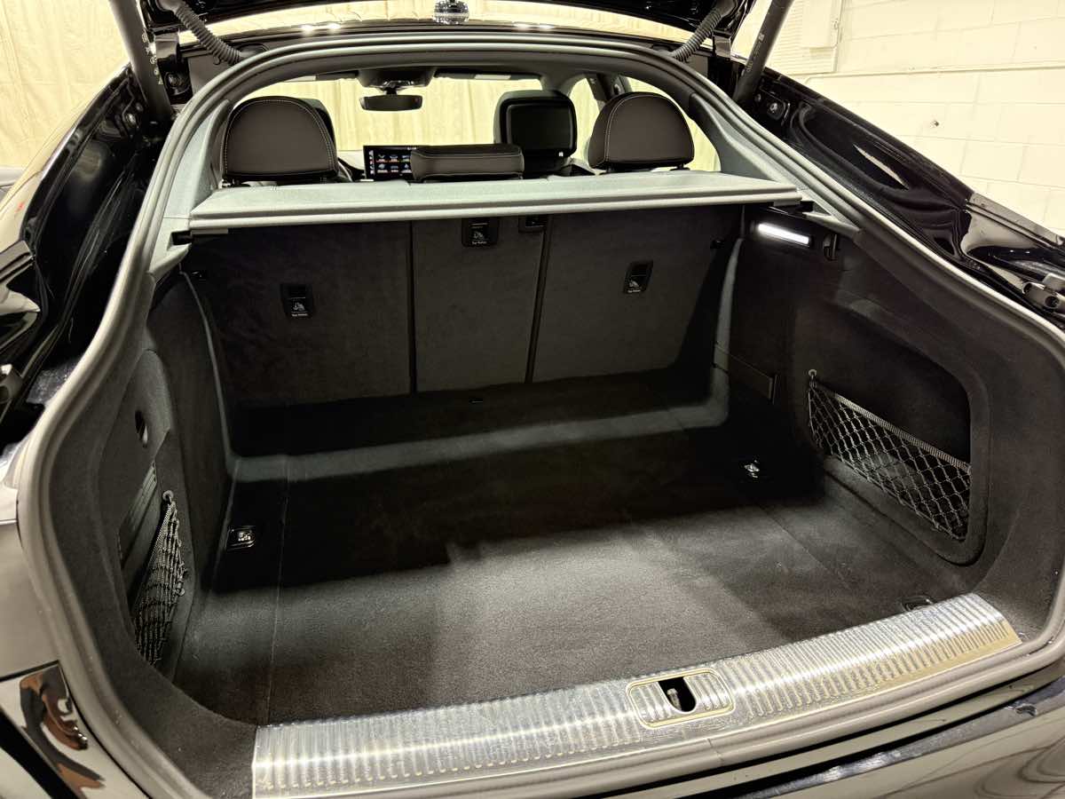 Vehicle image 8 of 20