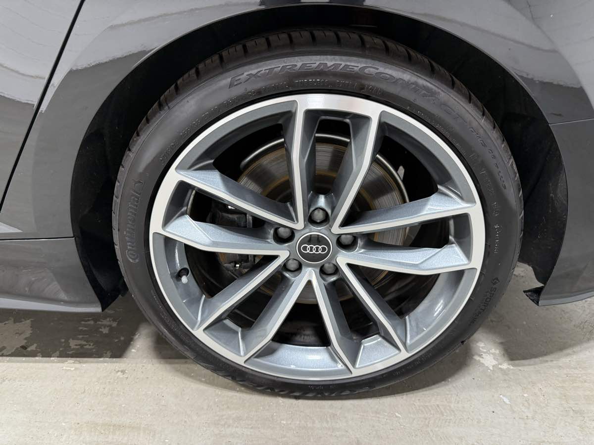 Vehicle image 6 of 20