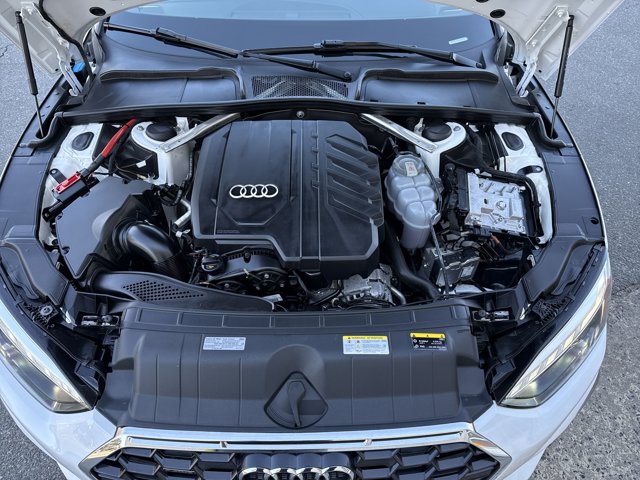 Vehicle image 12 of 41