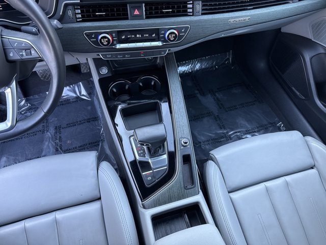 Vehicle image 26 of 41