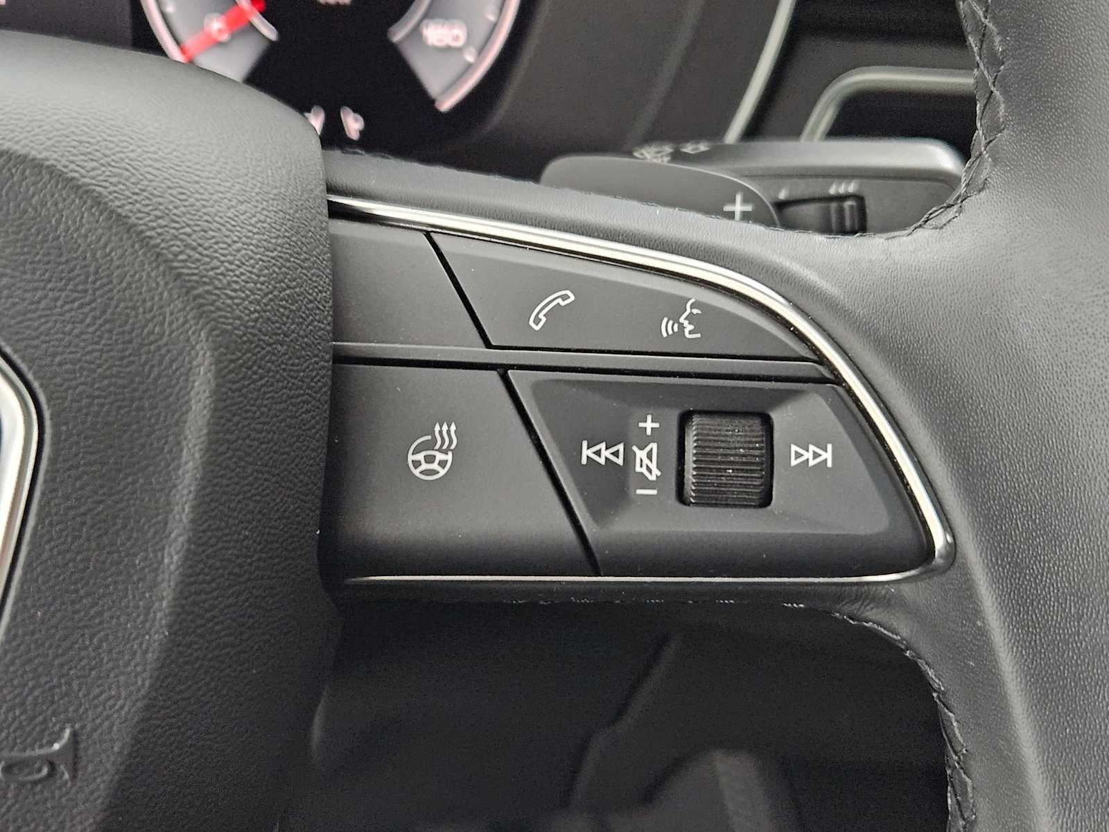 Vehicle image 27 of 37
