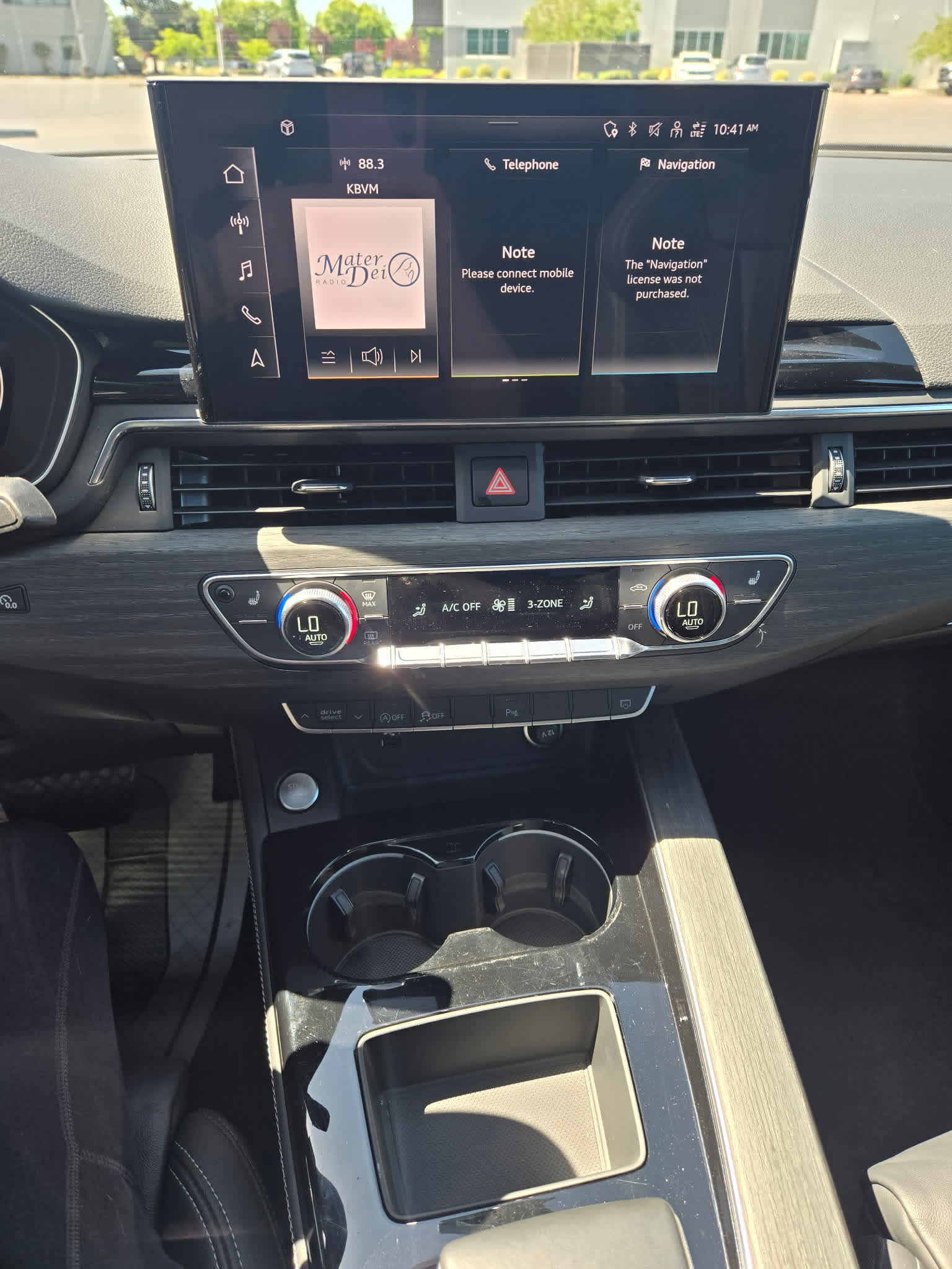 Vehicle image 13 of 37