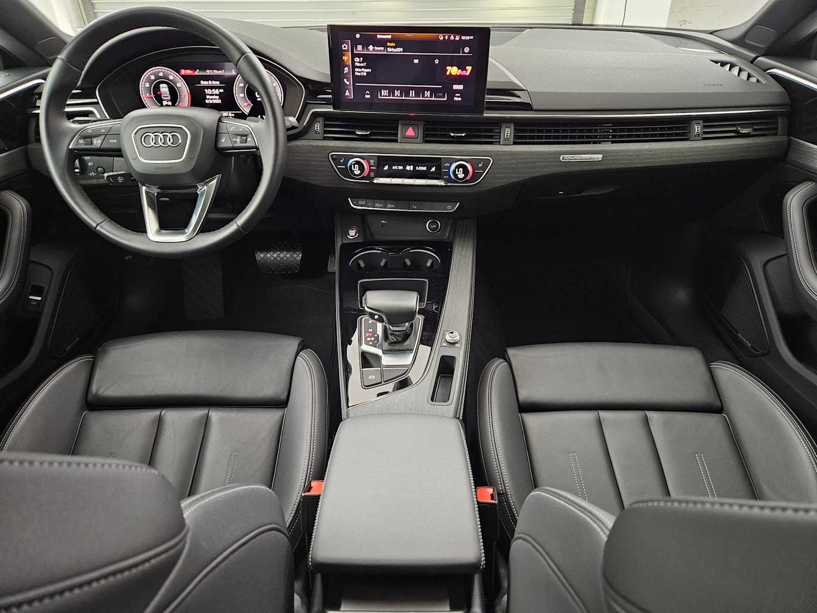 Vehicle image 17 of 37