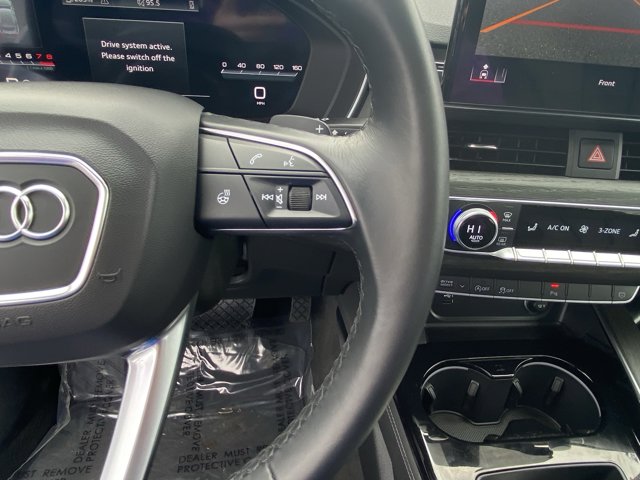 Vehicle image 22 of 25