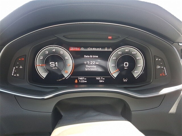 Vehicle image 21 of 30