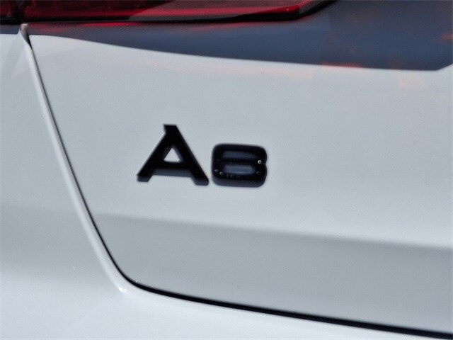Vehicle image 29 of 30