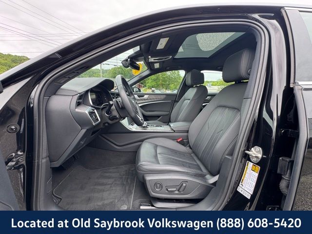 Vehicle image 36 of 42