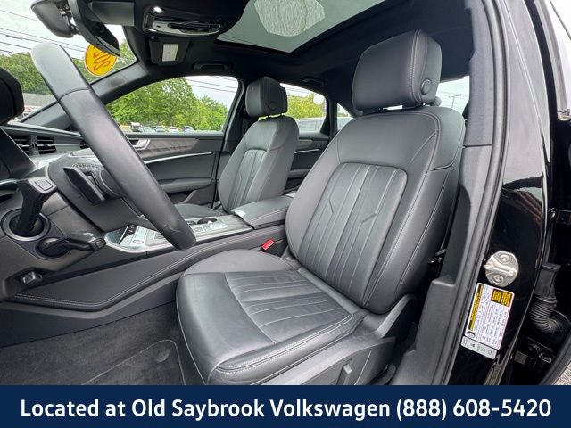 Vehicle image 7 of 42