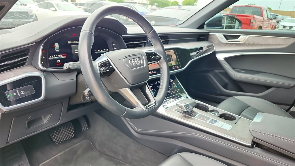 Vehicle image 16 of 45