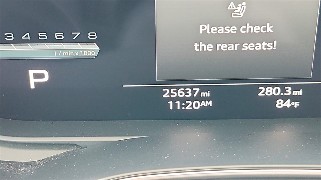 Vehicle image 19 of 45