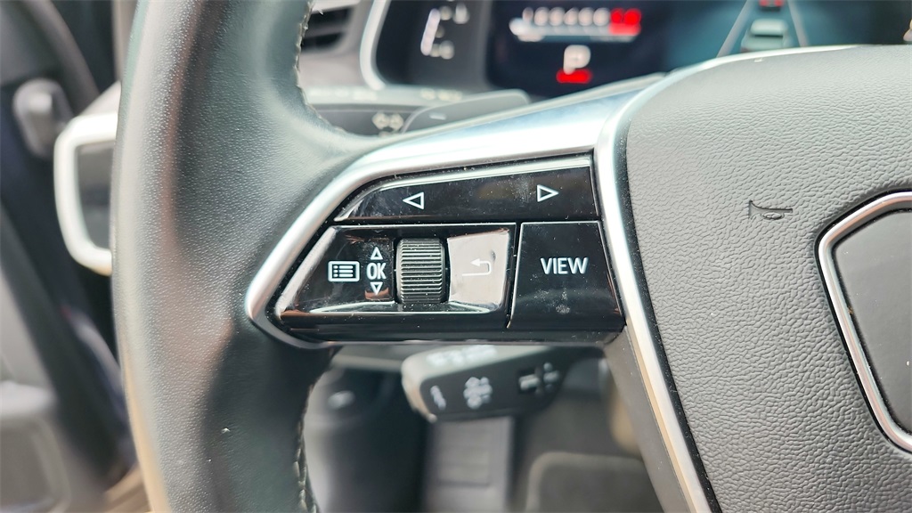 Vehicle image 43 of 45