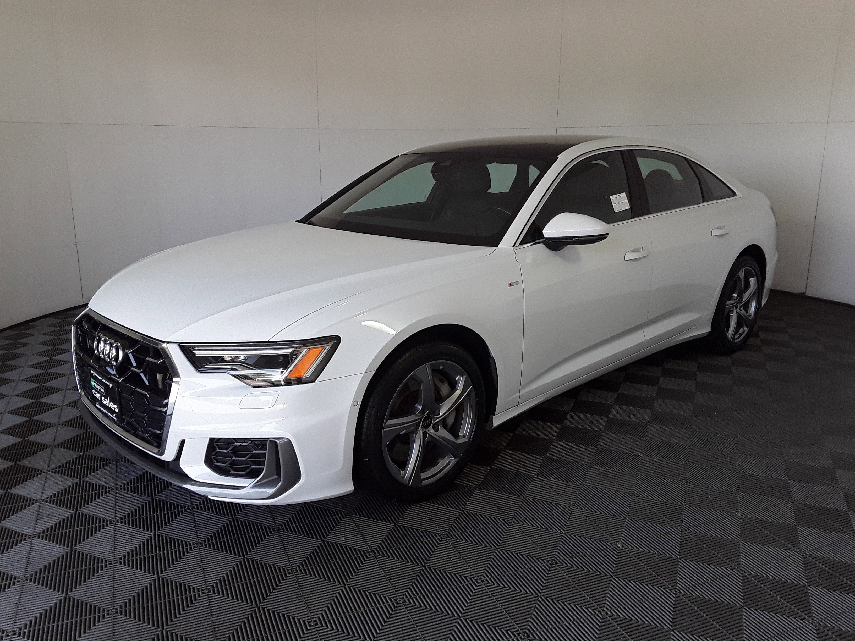 Vehicle image 1 of 21