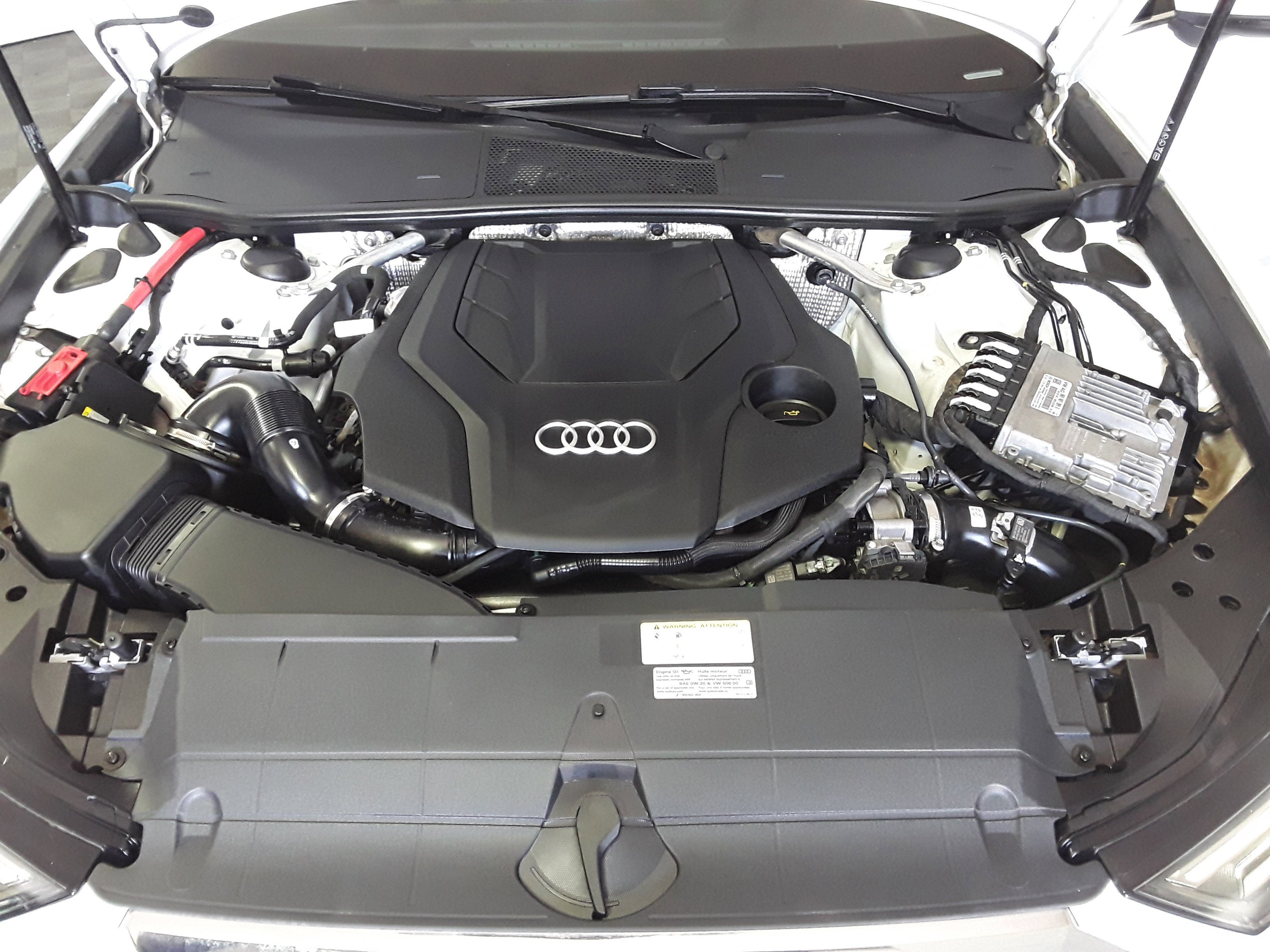 Vehicle image 20 of 21
